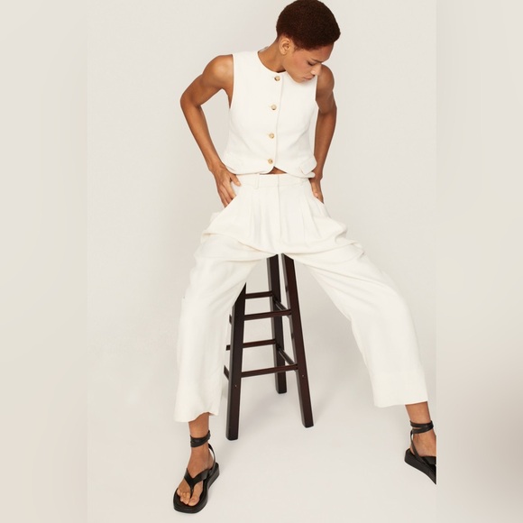 Co Pants - Co
Draped Pocket Trousers Sz 4